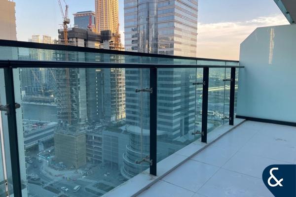 12 Cheques | Near Metro | One Bedroom |
