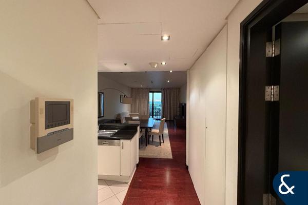 Vacant |  Immaculate Condition  | 1 Bed