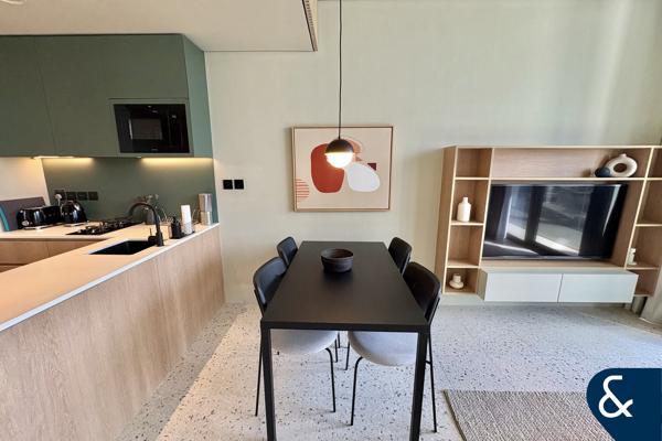 Luxury Apartment | High Floor | Burj View