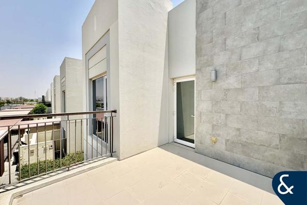 Corner Plot | Spacious Feel | Brand New
