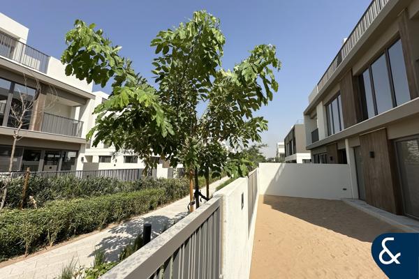 5 BED TWIN | CLOSE TO AMENITIES | VACANT