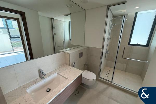 Central Position | Modern Living | 4 Beds