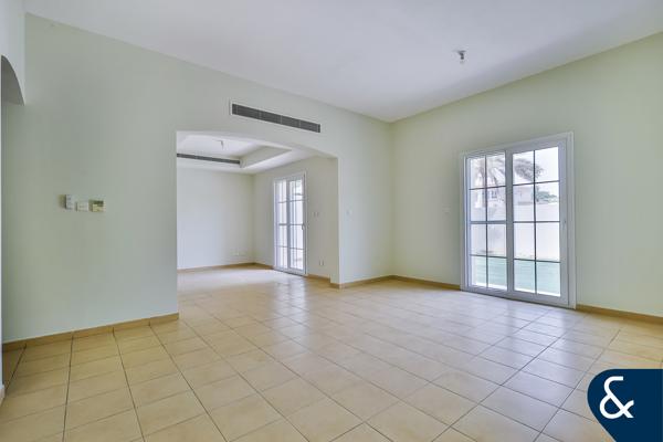 Type 2M | Vacant | Single Row | Private