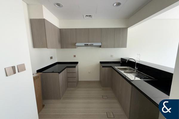 Brand New I Vacant I Open Kitchen I 4 Bed