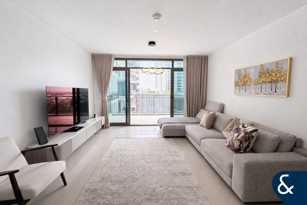 Exclusive | Furnished | Vacant on Transfer