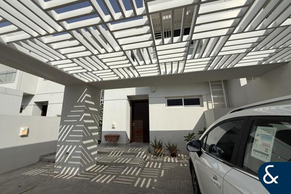 3 Bed plus maids | Modern | Large Plot