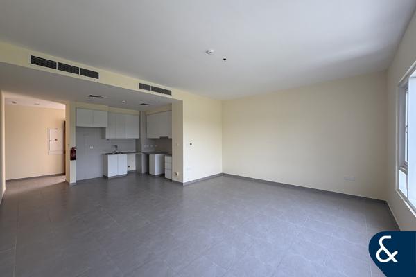 Vacant | Single Row | Well Positioned