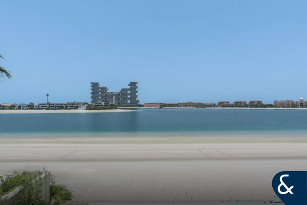 Rare | Tip Villa | Unfurnished | Upgraded