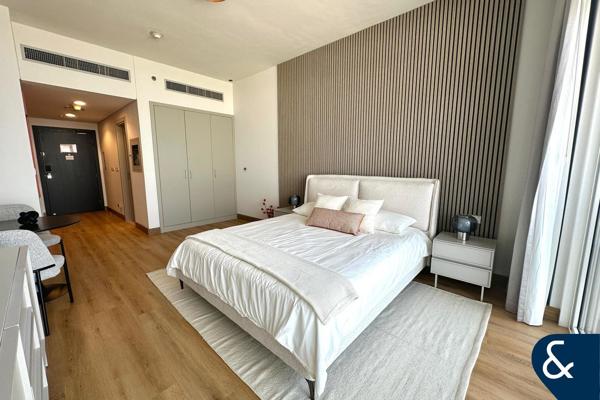 Luxurious Studio | Furnished | Golf View