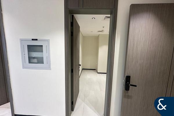 Brand New | One Bed Plus Study | Vacant
