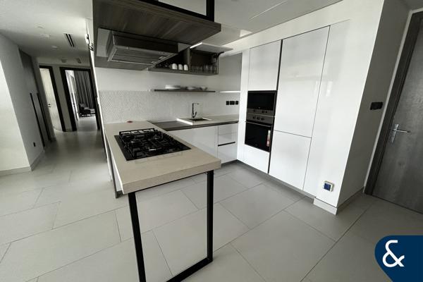 Vacant | 2 bedroom Plus Study | West Beach