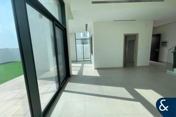 Nearby Amenities | Ready To View | 4 Beds