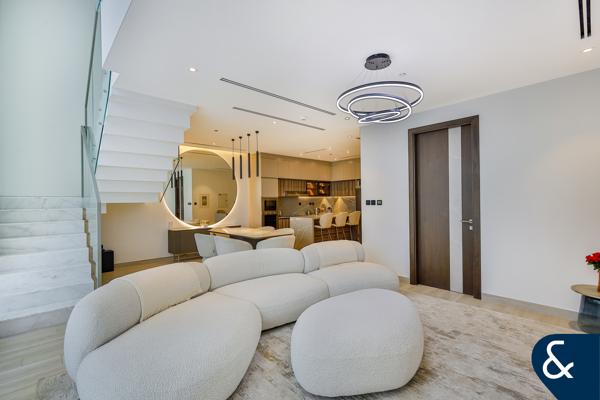 Unique 2-Bedroom Duplex | Penthouse | Turnkey