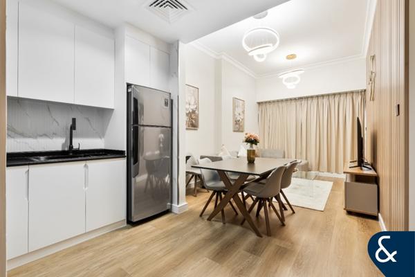 One Bedroom | Fully Upgraded | Vacant