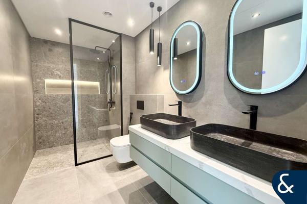 Fully Upgraded | 3M | Opposite Lake and Park