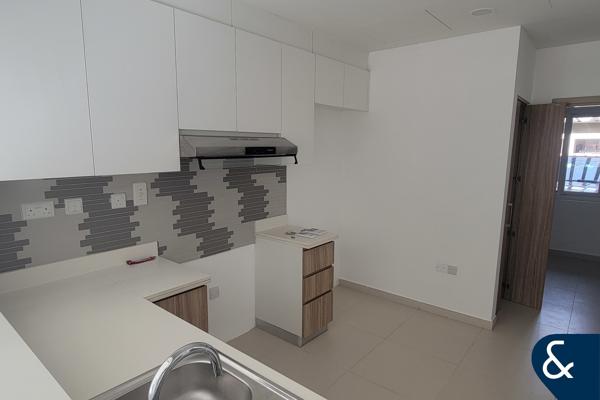 2 Bed + Study | Open Plan | Close to Park