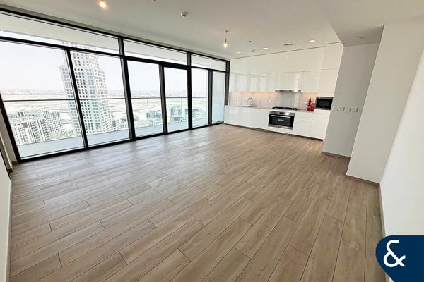Burj + Creek Beach View | High Floor | VOT