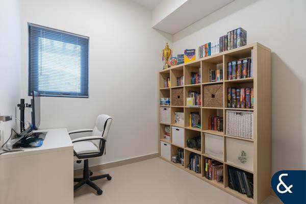 4 Bed + Maid | Corner | Full Park Facing
