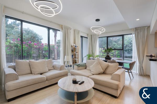 4 Bed + Maid | Corner | Full Park Facing
