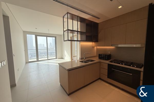 Luxury- Full Burj Khalifa View-3 Bed + Maid