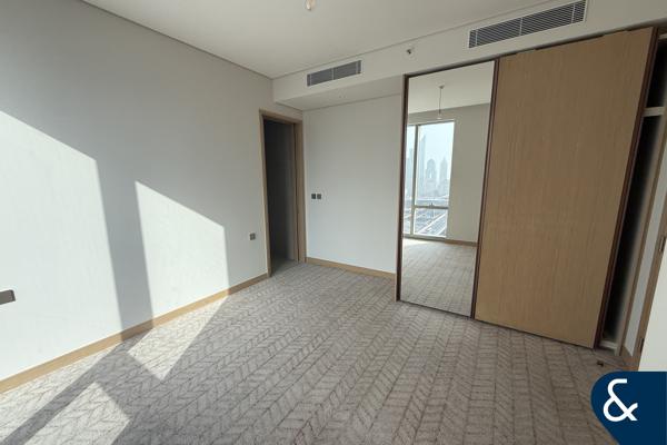 Luxury- Full Burj Khalifa View-3 Bed + Maid