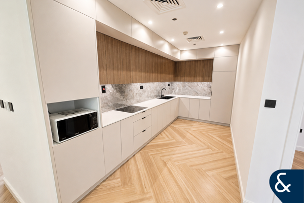 Spacious Layout | Vacant | Fully Upgraded