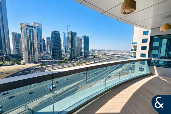 Spacious Layout | Vacant | Fully Upgraded