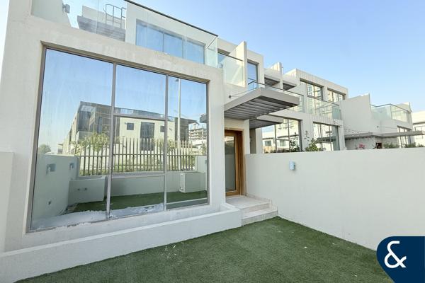 Spacious | European Layout | Vacant