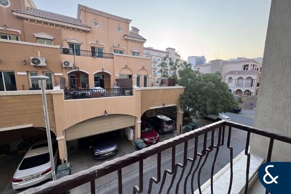 Vacant | Flexible Cheques | Great Location