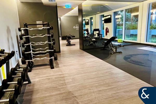 Park View l VOT l Prime location | Mid Floor