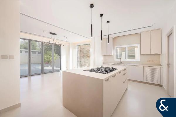 Fully Upgraded | Private Pool | Single Row