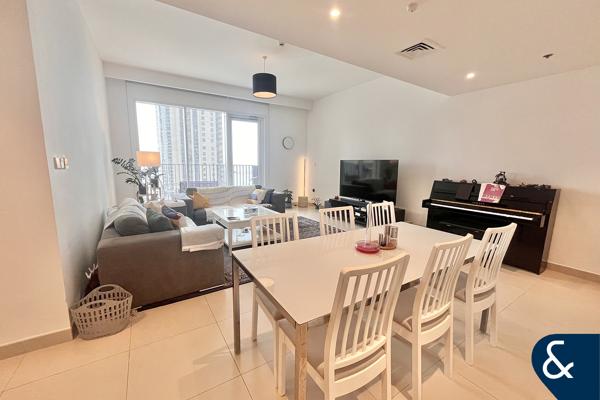 2 bedroom l sea view l Burj View