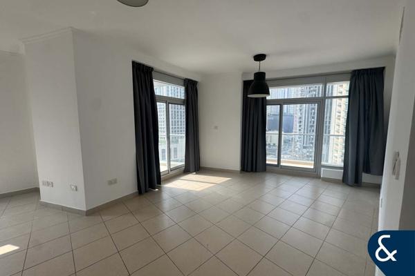 Vacant now | Full Burj Khalifa View