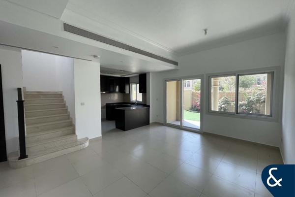 2 Bedrooms | Vacant | Single Row | Landscaped