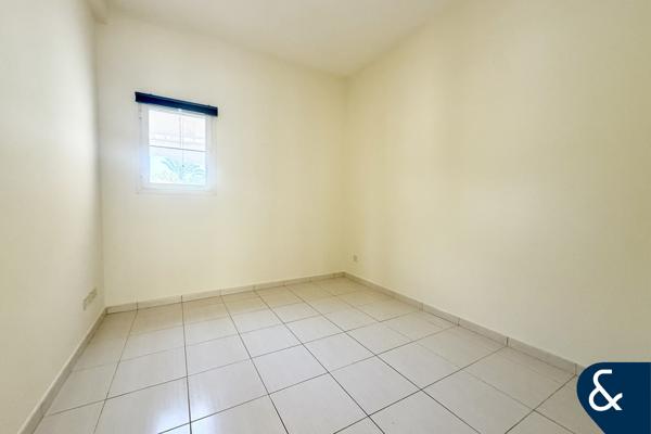 Single Row | 3 Bedrooms + Study | Vacant