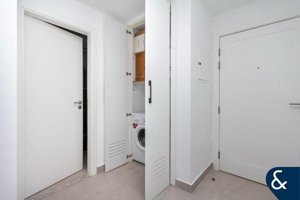 Upgraded | Spacious Layout | Unfurnished