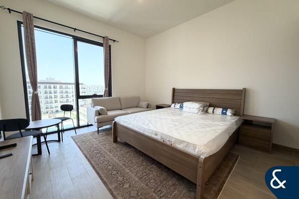 Studio | Pool view | Furnished | Vacant now