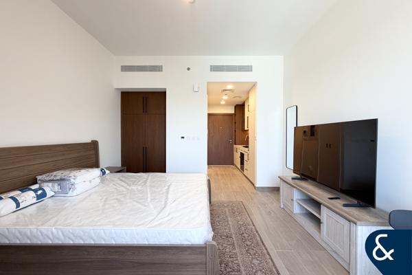 Studio | Pool view | Furnished | Vacant now