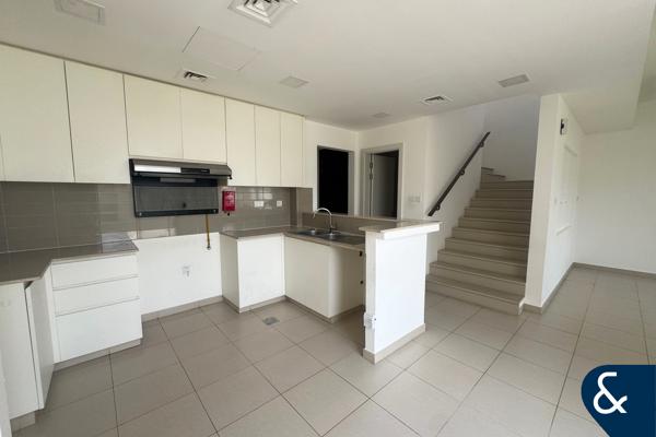 Single Row | Landscaped | Close To Amenities
