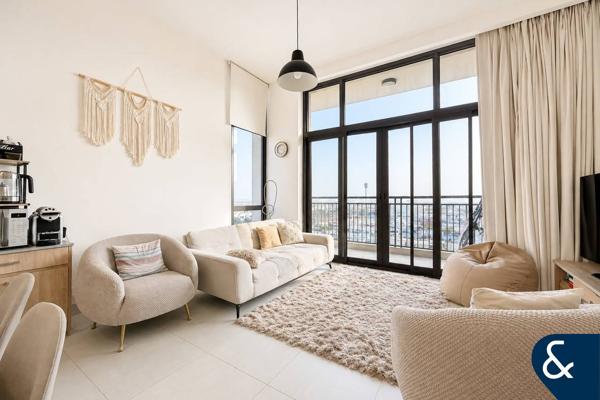 Exclusive | Open views | Tenanted | 2 Beds