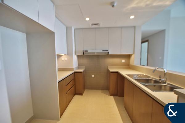 Burj View | Ready To Move Now | 3 Bedroom