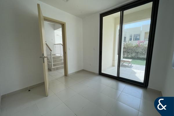 CORNER PLOT | 3 BED+ STUDY | TYPE J