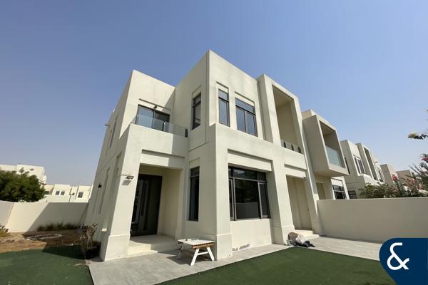 CORNER PLOT | 3 BED+ STUDY | TYPE J