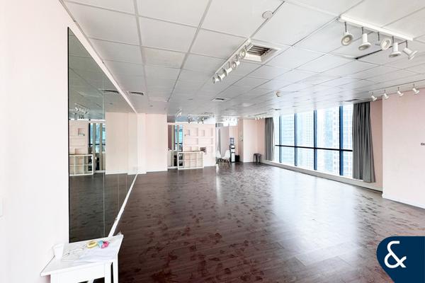 X2 Tower | Lake View | Open Layout