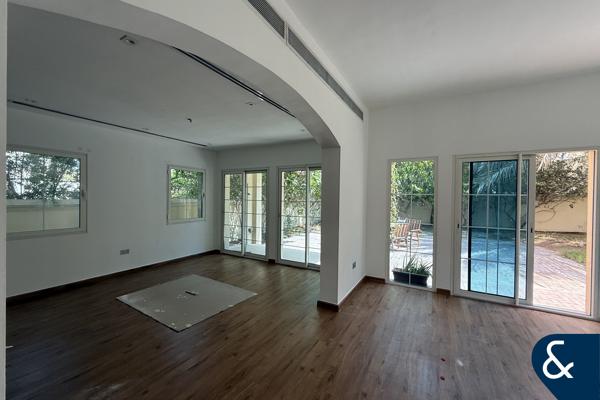 Vacant now | New to market | Call now!