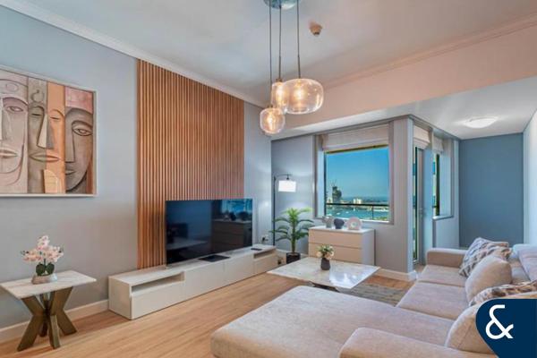 One Bed | 1,121 Sqft | Sea View | Upgraded