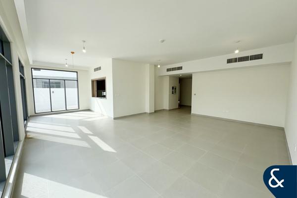 Mortgageable | Beachfront Living | Genuine