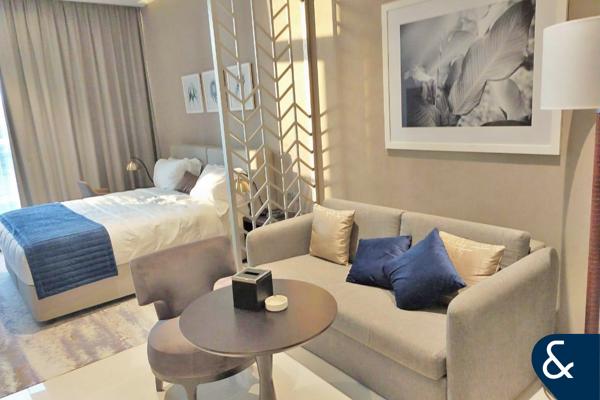 Modern  |  Studio |  Downtown Canal Views