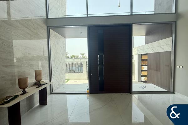BRAND NEW | 5 BED VILLA |  PRIVATE POOL