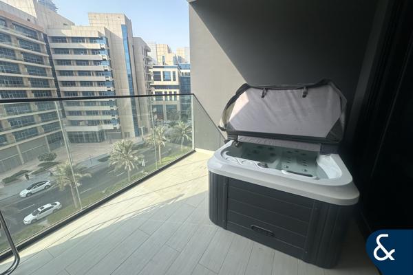 Furnished |Open To Sublease| Private Jacuzzi